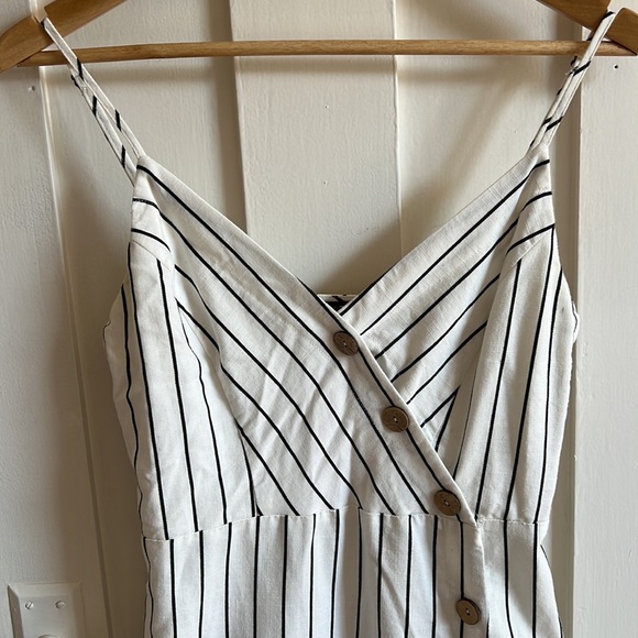 tailored riviera-inspired striped cocktail dress, knee length with slit - Picture 2 of 4